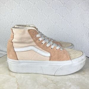 Vans Women's High-Top Sneakers - Peach and White